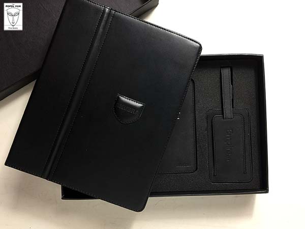 Akubra leather gift travel set